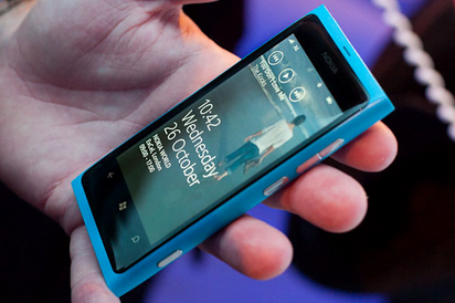 Nokia-Lumia-800