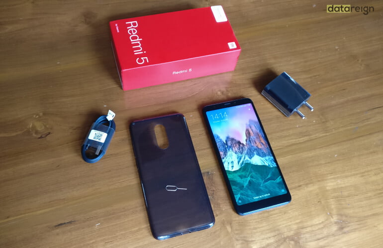 Xiaomi Redmi 5 complete box package content